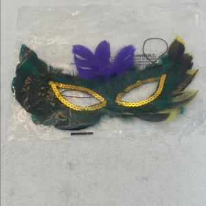 Feather sequin mask Halloween Mardi Gras masquerade cosplay costume party new